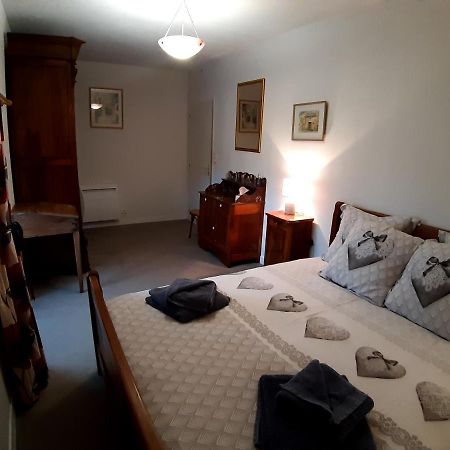 Wisteria Cottage Les Adjots Экстерьер фото