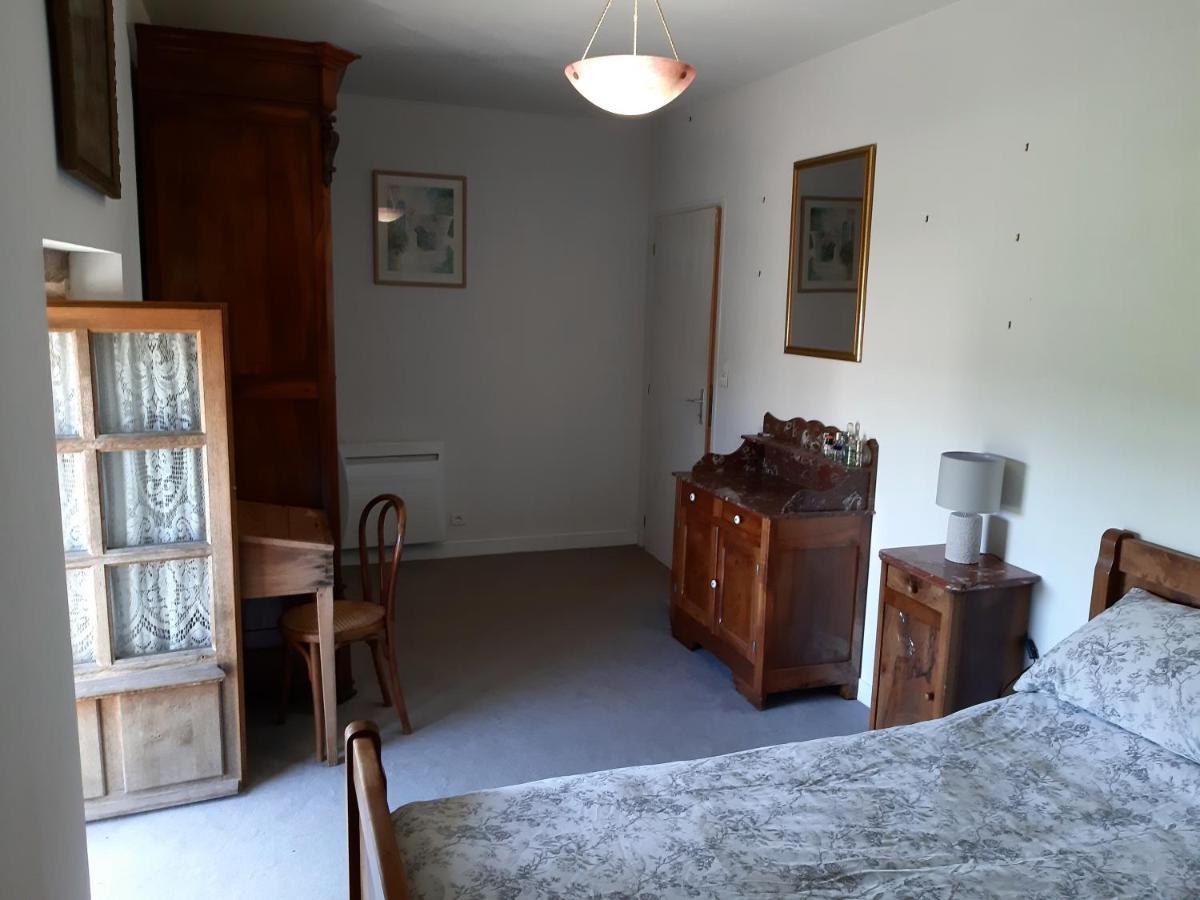 Wisteria Cottage Les Adjots Экстерьер фото
